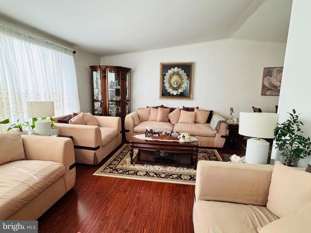 7734 BRADFORD ST, Philadelphia, PA 19152