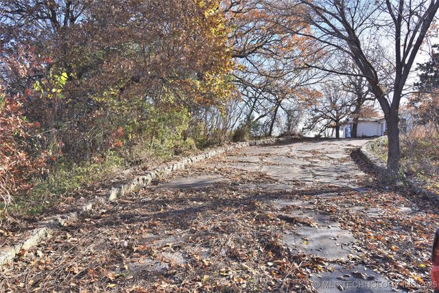 4505 W Lakeshore Run, Cleveland, OK 74020