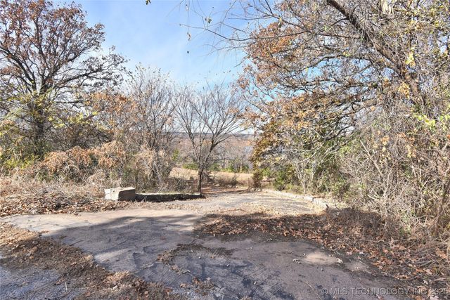 4505 W Lakeshore Run, Cleveland, OK 74020