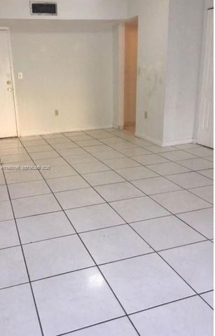 4717 NW 7th 204-10, Miami, FL 33126