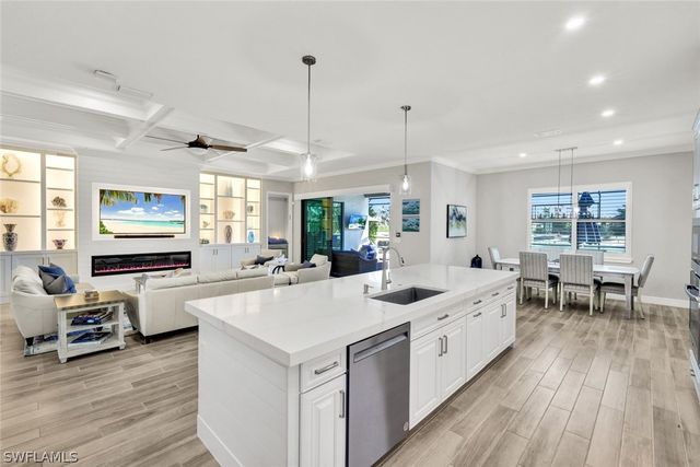 28007 Kerry CT, Bonita Springs, FL 34135