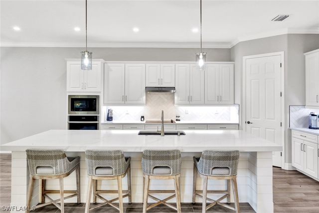 28007 Kerry CT, Bonita Springs, FL 34135