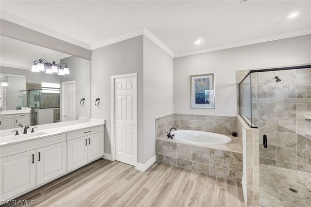 28007 Kerry CT, Bonita Springs, FL 34135