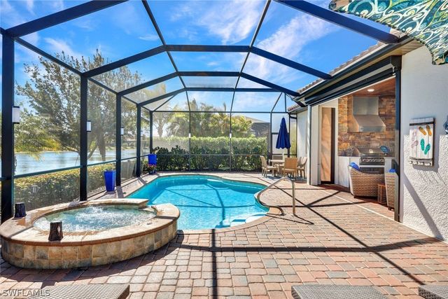 28007 Kerry CT, Bonita Springs, FL 34135