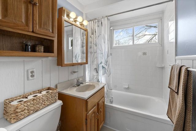 5613 N Euclid Avenue, Gladstone, MO 64118