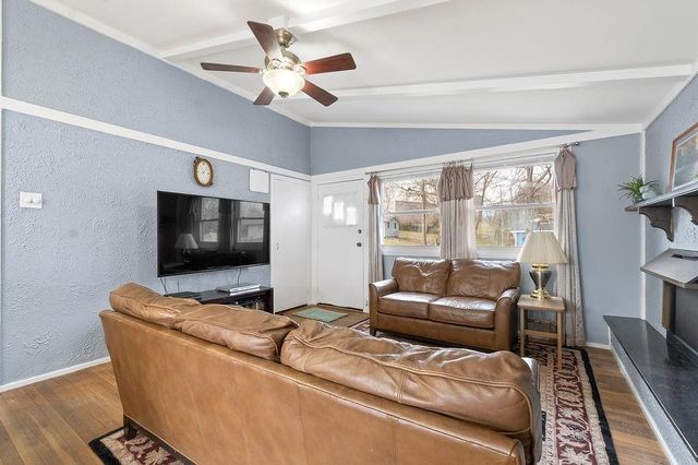 5613 N Euclid Avenue, Gladstone, MO 64118