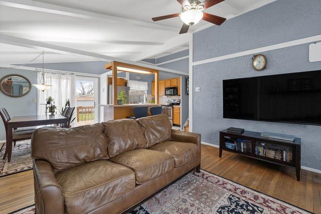 5613 N Euclid Avenue, Gladstone, MO 64118