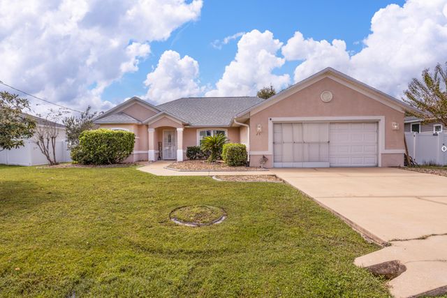 25 Biscay Ln, Palm Coast, FL 32137