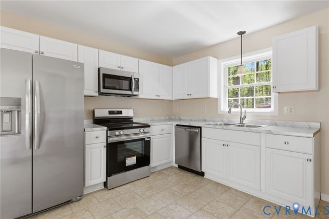 17155 Sanddollar Ln, Dinwiddie, VA 23841