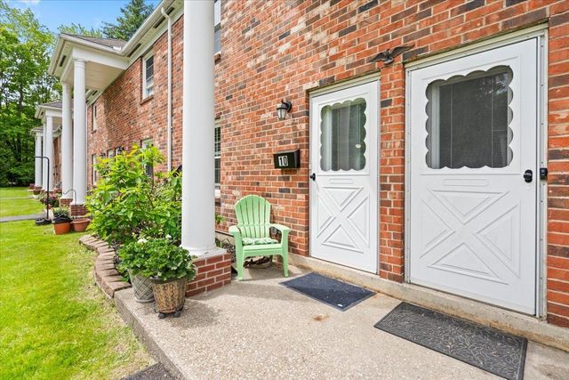 425 Dorset St Unit 10, South Burlington, VT 05403