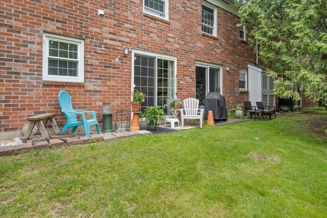 425 Dorset St Unit 10, South Burlington, VT 05403