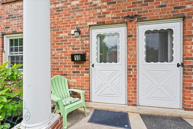 425 Dorset St Unit 10, South Burlington, VT 05403