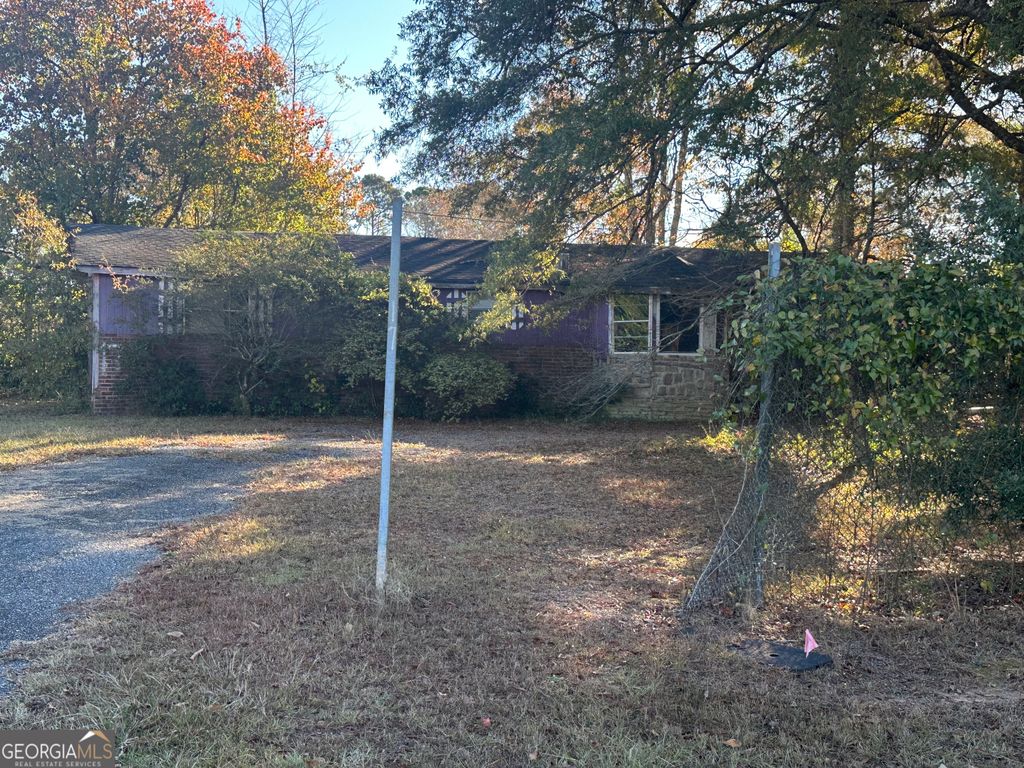17 Sunset Circle, Fort Valley, GA 31030