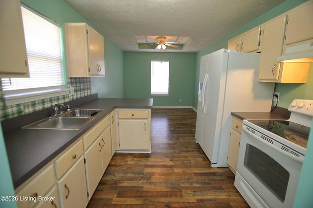 428 Susannah Ave, Bardstown, KY 40004