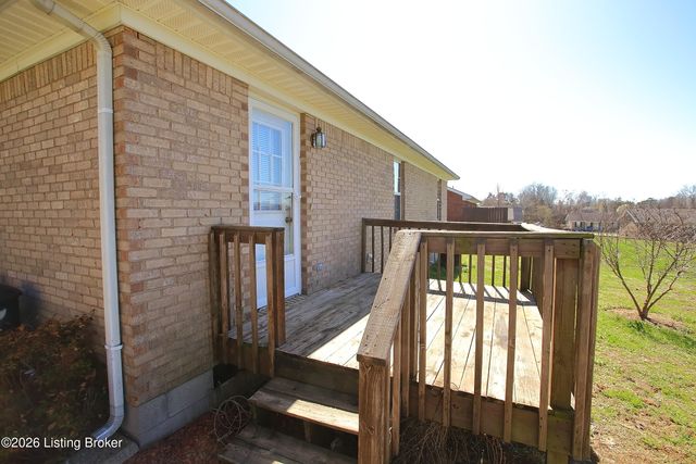 428 Susannah Ave, Bardstown, KY 40004