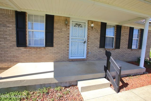 428 Susannah Ave, Bardstown, KY 40004