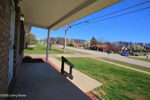 428 Susannah Ave, Bardstown, KY 40004