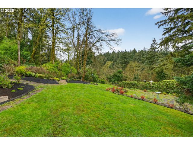 1941 Sw MONTGOMERY Pl, Portland, OR 97201