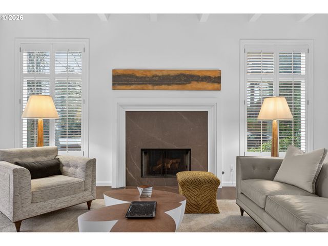 1941 Sw MONTGOMERY Pl, Portland, OR 97201