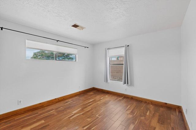 4430 Pumice Drive NE, Rio Rancho, NM 87124