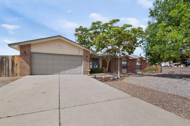 4430 Pumice Drive NE, Rio Rancho, NM 87124