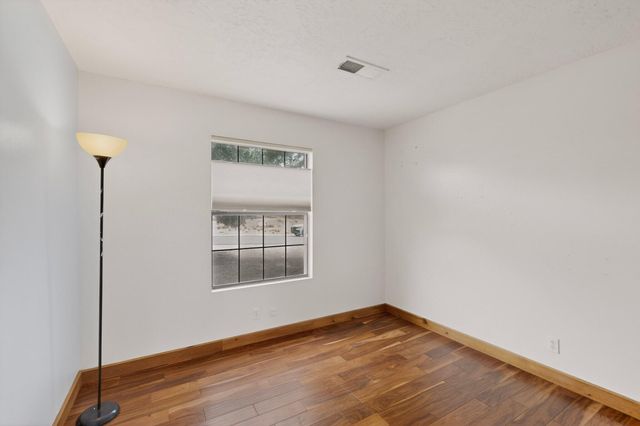 4430 Pumice Drive NE, Rio Rancho, NM 87124