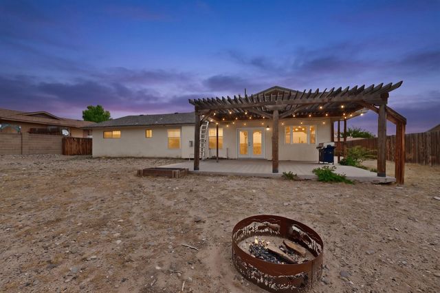 4430 Pumice Drive NE, Rio Rancho, NM 87124