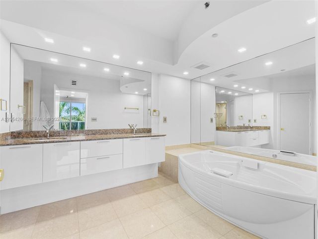 400 Alton Rd 808, Miami Beach, FL 33139