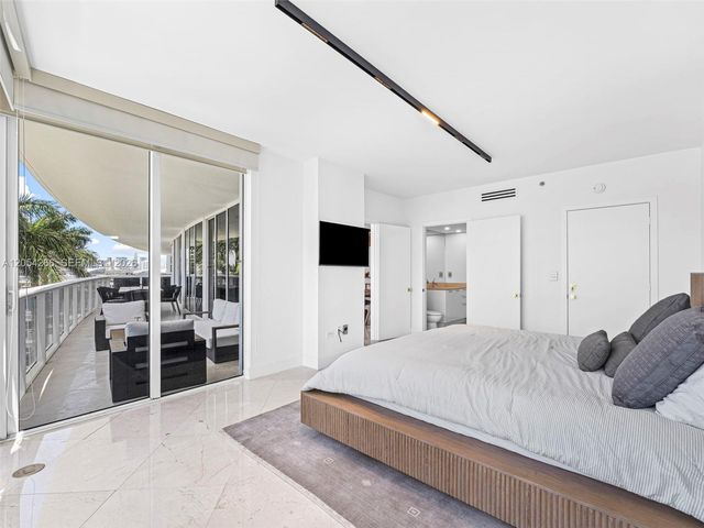 400 Alton Rd 808, Miami Beach, FL 33139