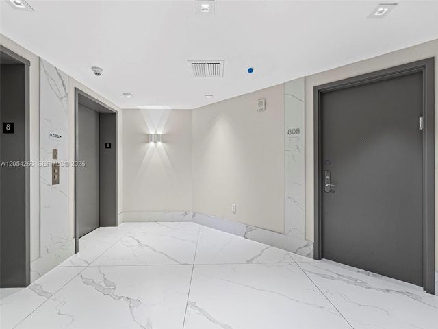 400 Alton Rd 808, Miami Beach, FL 33139