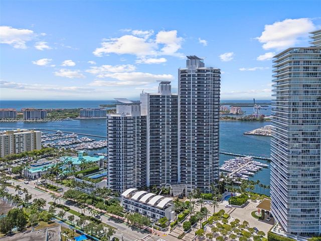 400 Alton Rd 808, Miami Beach, FL 33139