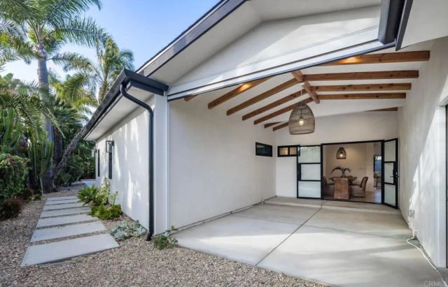 1890 Basswood Avenue, Carlsbad, CA 92008