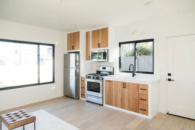 1890 Basswood Avenue, Carlsbad, CA 92008