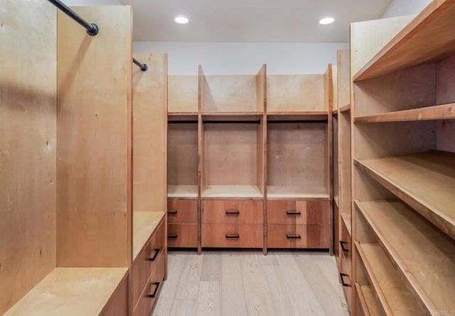 1890 Basswood Avenue, Carlsbad, CA 92008