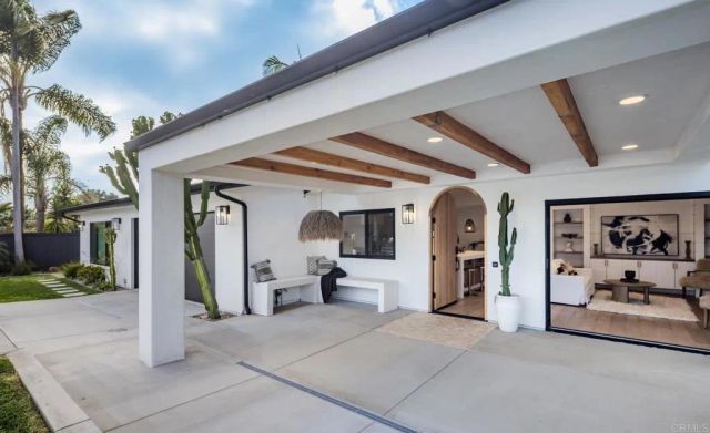 1890 Basswood Avenue, Carlsbad, CA 92008