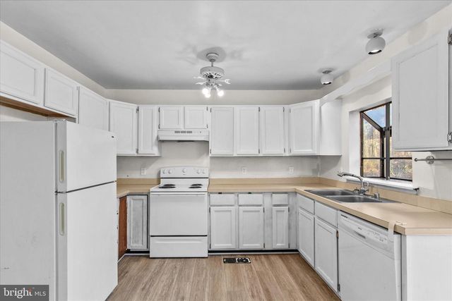 15 RAFT RD, Ocean Pines, MD 21811