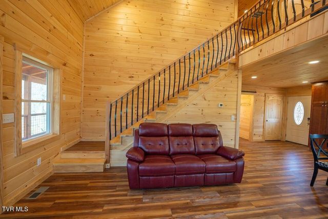 1131 Cherry Springs Lane, Trade, TN 37691