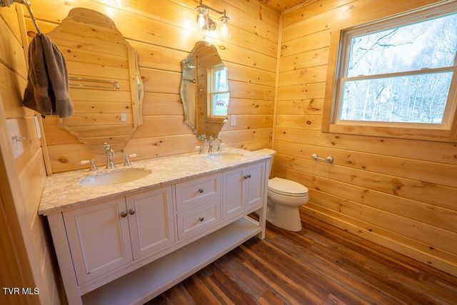 1131 Cherry Springs Lane, Trade, TN 37691