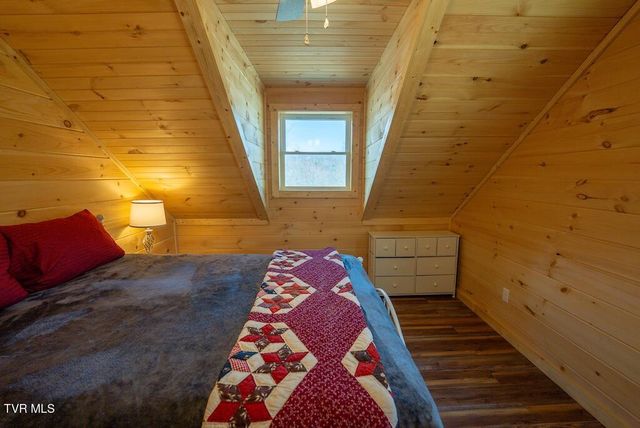 1131 Cherry Springs Lane, Trade, TN 37691