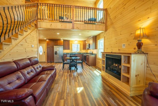 1131 Cherry Springs Lane, Trade, TN 37691