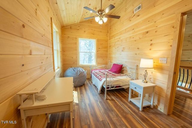 1131 Cherry Springs Lane, Trade, TN 37691