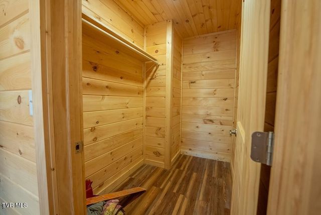 1131 Cherry Springs Lane, Trade, TN 37691