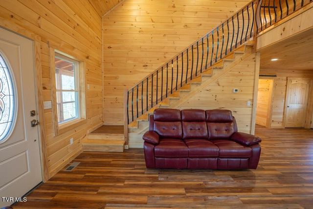 1131 Cherry Springs Lane, Trade, TN 37691