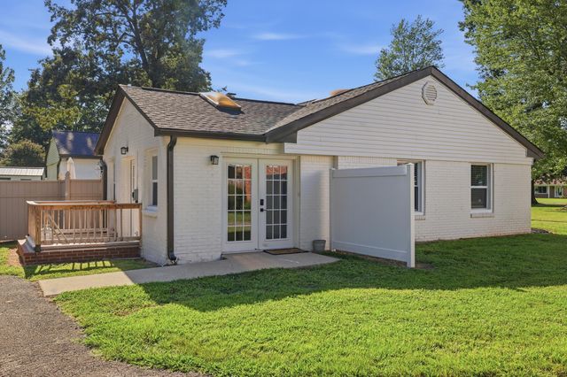 4312 Buckner Lane, Paducah, KY 42001