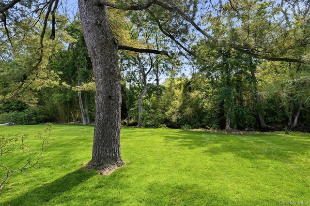 65 Lincoln Road, Scarsdale, NY 10583