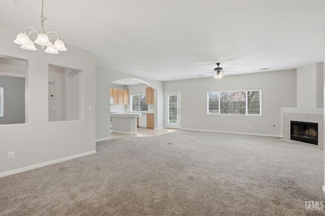 6017 Lakewood Shores Drive, Bakersfield, CA 93312