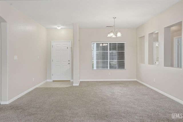 6017 Lakewood Shores Drive, Bakersfield, CA 93312