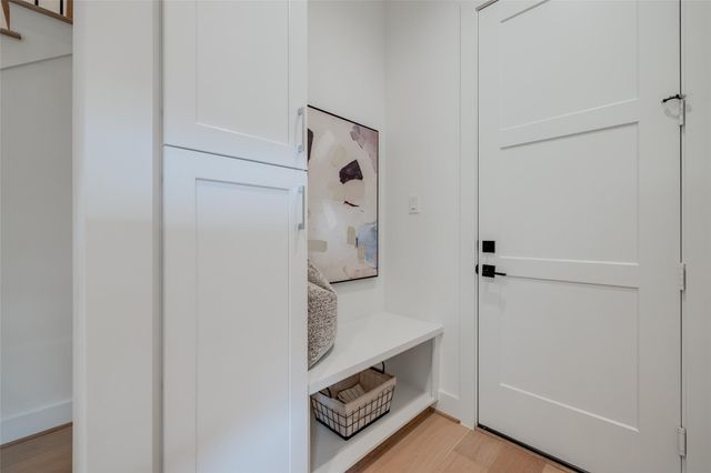 1312 Castle Court B, Houston, TX 77006