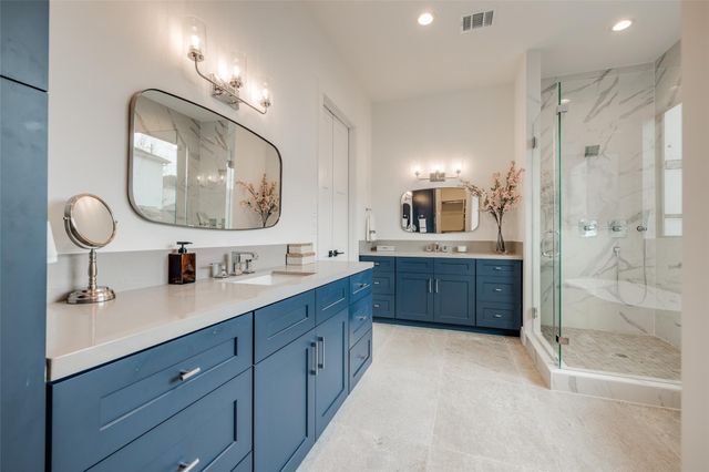 1312 Castle Court B, Houston, TX 77006