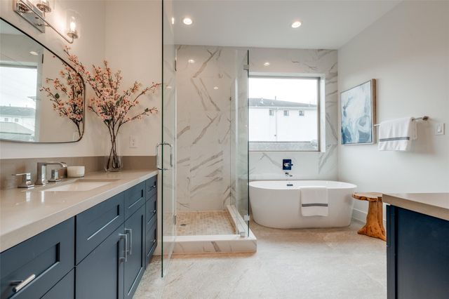 1312 Castle Court B, Houston, TX 77006